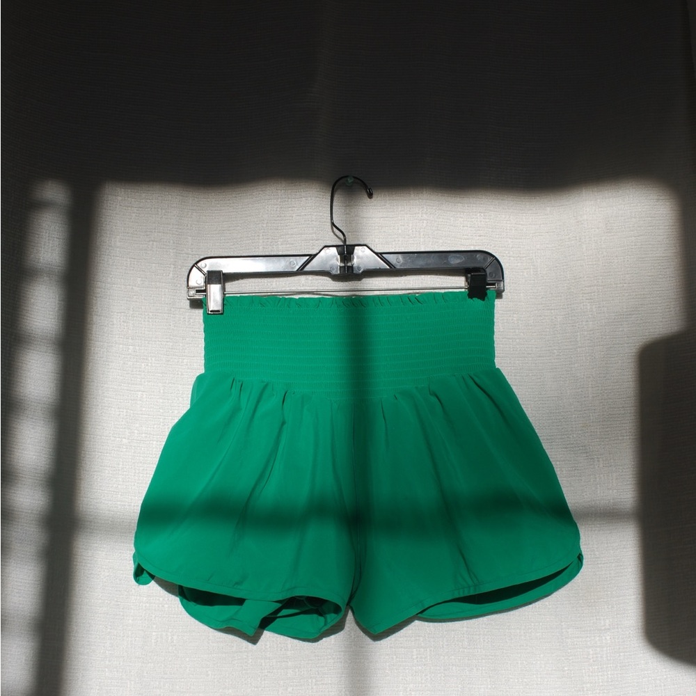 OFFLINE by Aerie Real Me Smocked Flowy Lined Shorts Green M